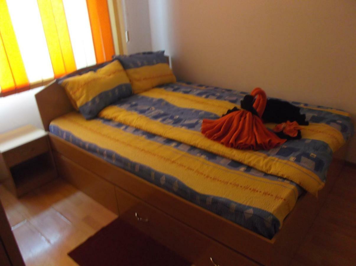 Apartament 2 Camere Semidecomandat "La Gicu" Sulina Exterior photo